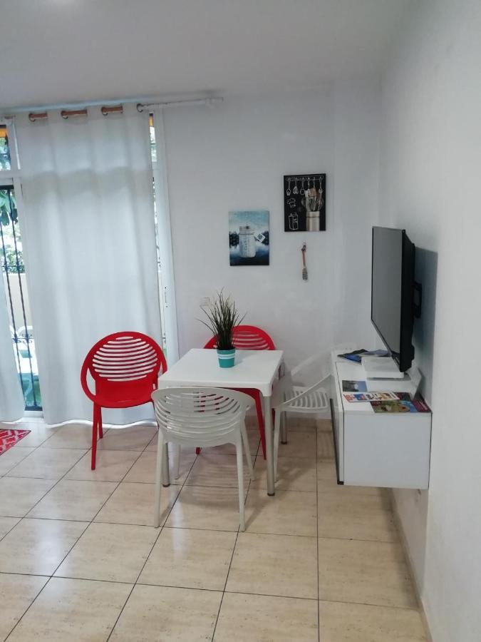 Caletillas Alan ,Aire, Parking, Wifi 坎德拉里亚 外观 照片